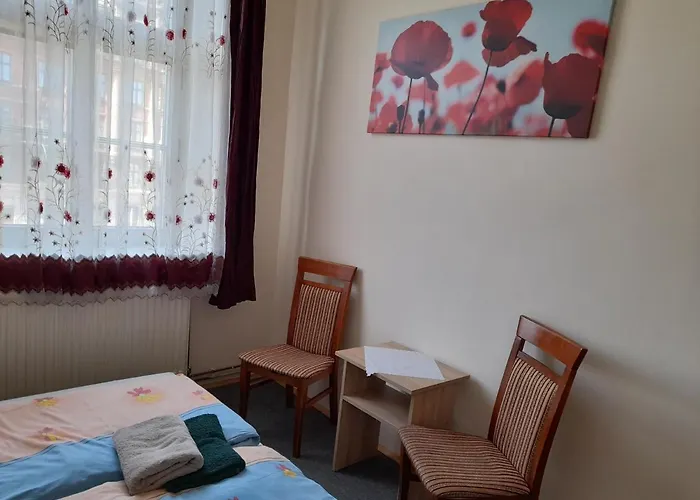 Krakow Hostel بيت شباب كراكوفيا