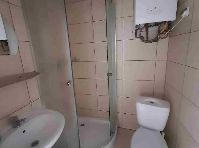 Krakow Hostel بيت شباب *